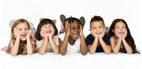 5 students smiling